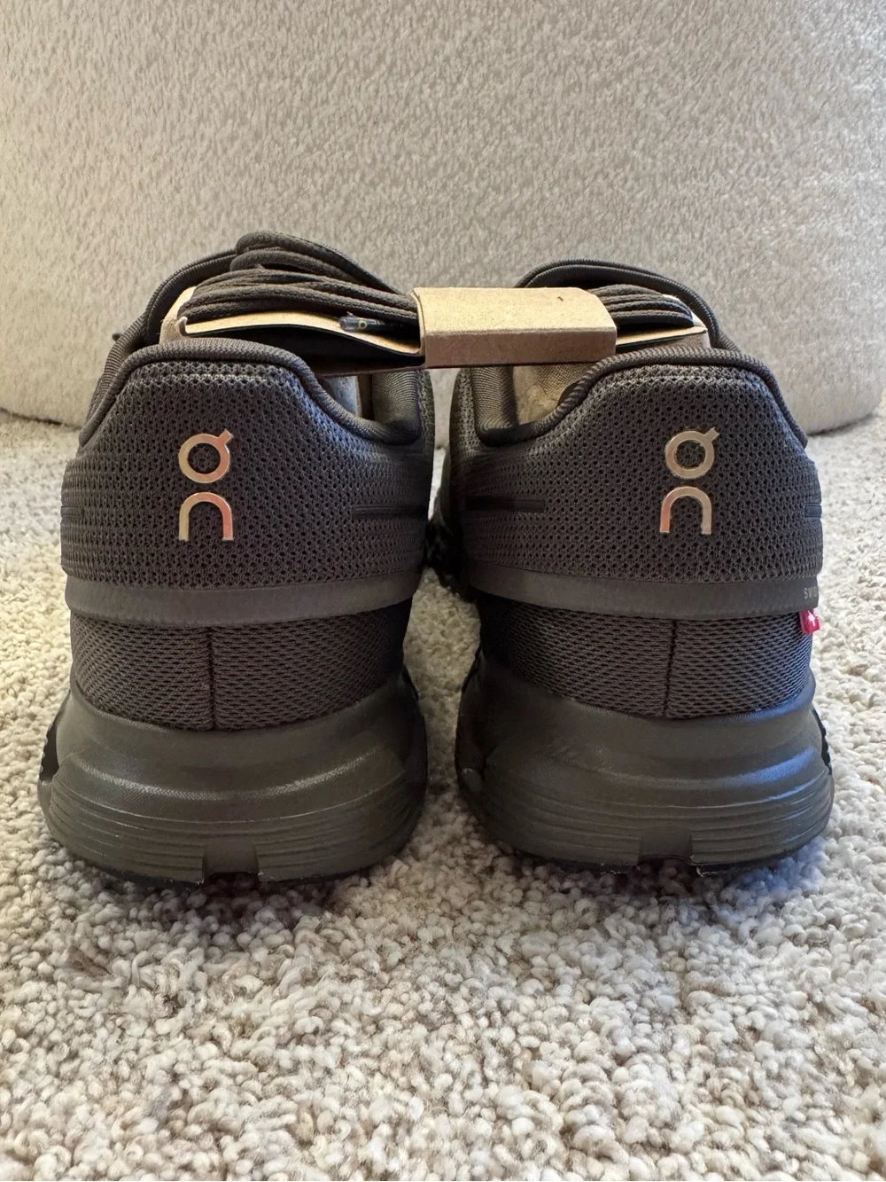 ON RUNNING Cloud 6 